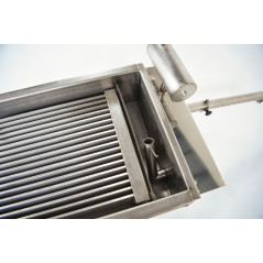 Topiarka elektryczna do odsklepin z funkcją separacji miodu KONIGIN